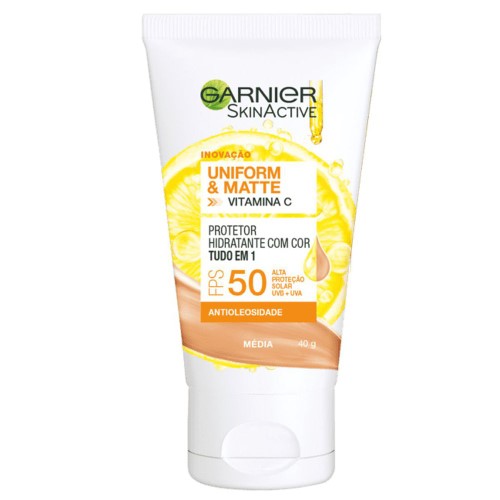 Protetor Hidratante Facial Garnier Uniform & Matte Vitamina C FPS50 Média 40g