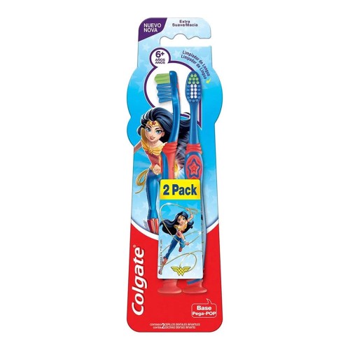 Escova de Dente Colgate Infantil Smiles Batman & Mulher Maravilha 6+ Anos Extra Macia com 2 unidades