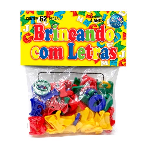 Brinquedo Brincando com Letras Pais & Filhos com 62 Peças